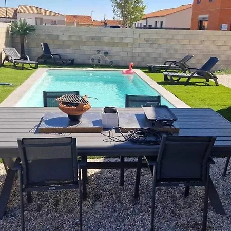 Neuf + Piscine Appartement